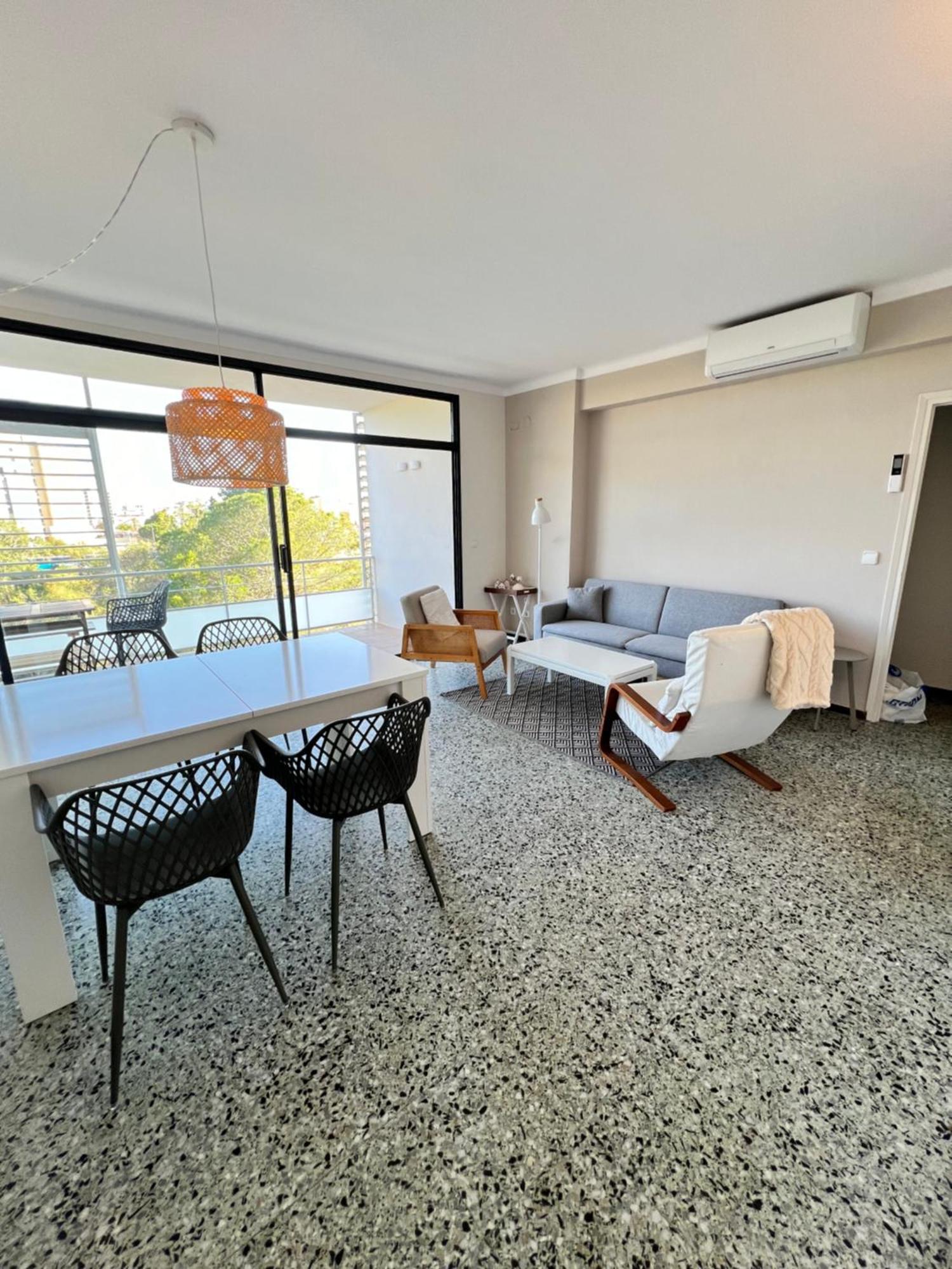 3 Room Apartment, 500M To Beach, Swimming Pool, Nice Terrace Roses Bagian luar foto
